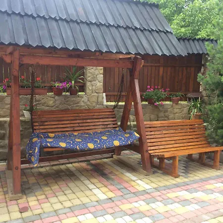 Sadyba Hatynka Guest house Yaremche